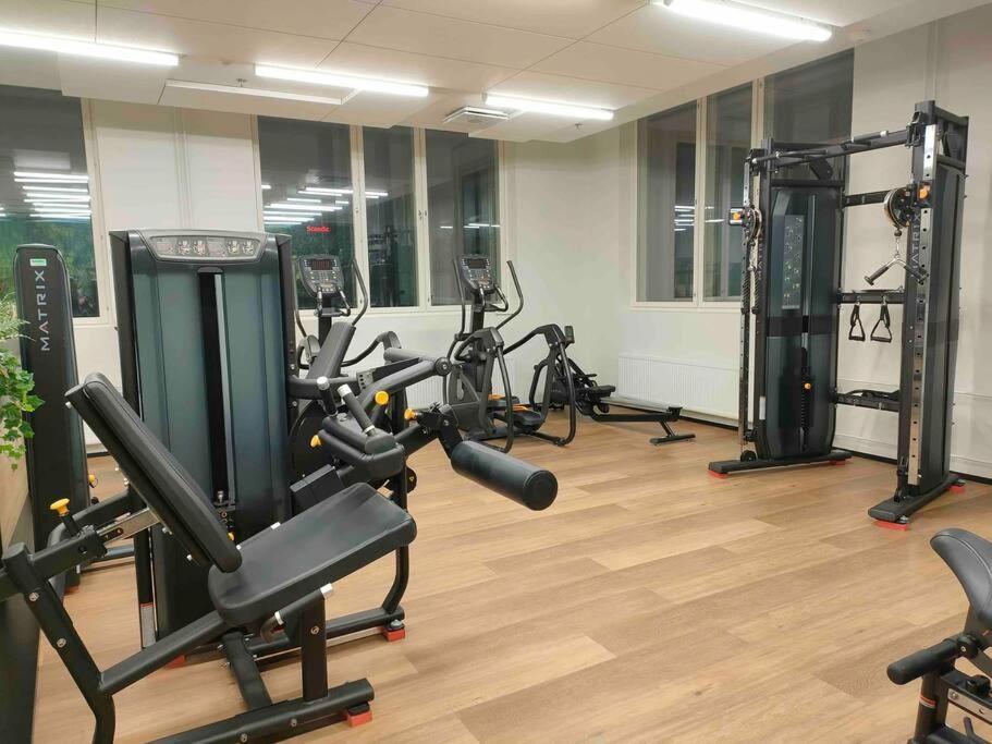 Brand New Modern Condo Built-In Mall Of Tripla Хельсинки Экстерьер фото